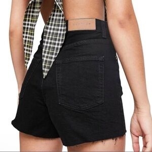 Topshop cut off raw hem denim shorts in black size 6